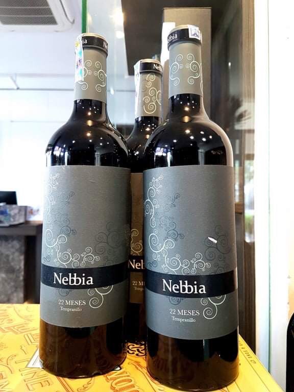 rượu vang Nebbia 22 Meses-1