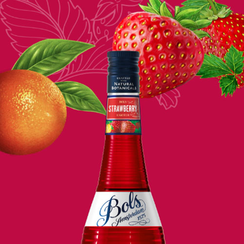 bols strawberry liqueur-1