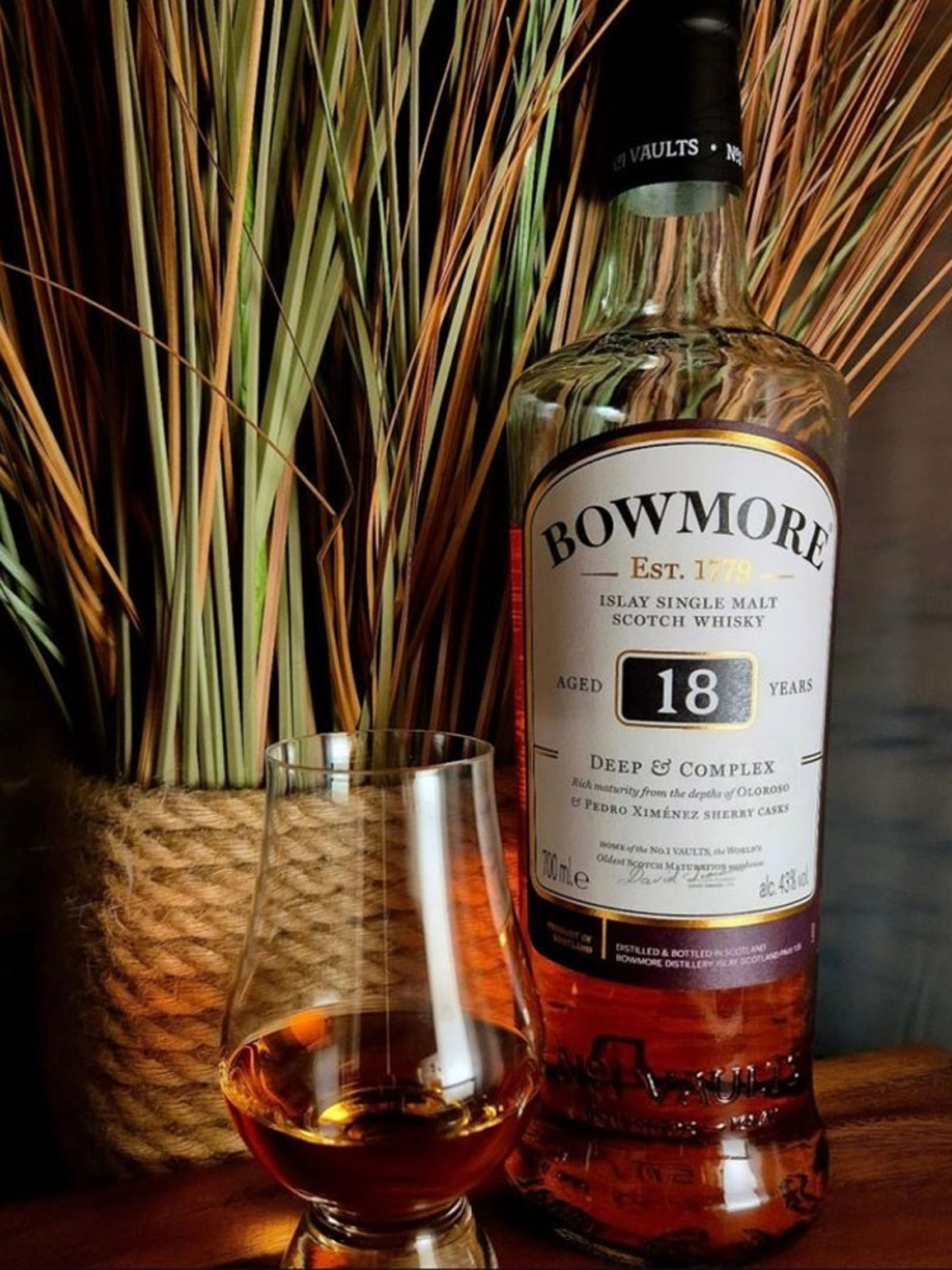 rượu whisky bowmore 18 năm