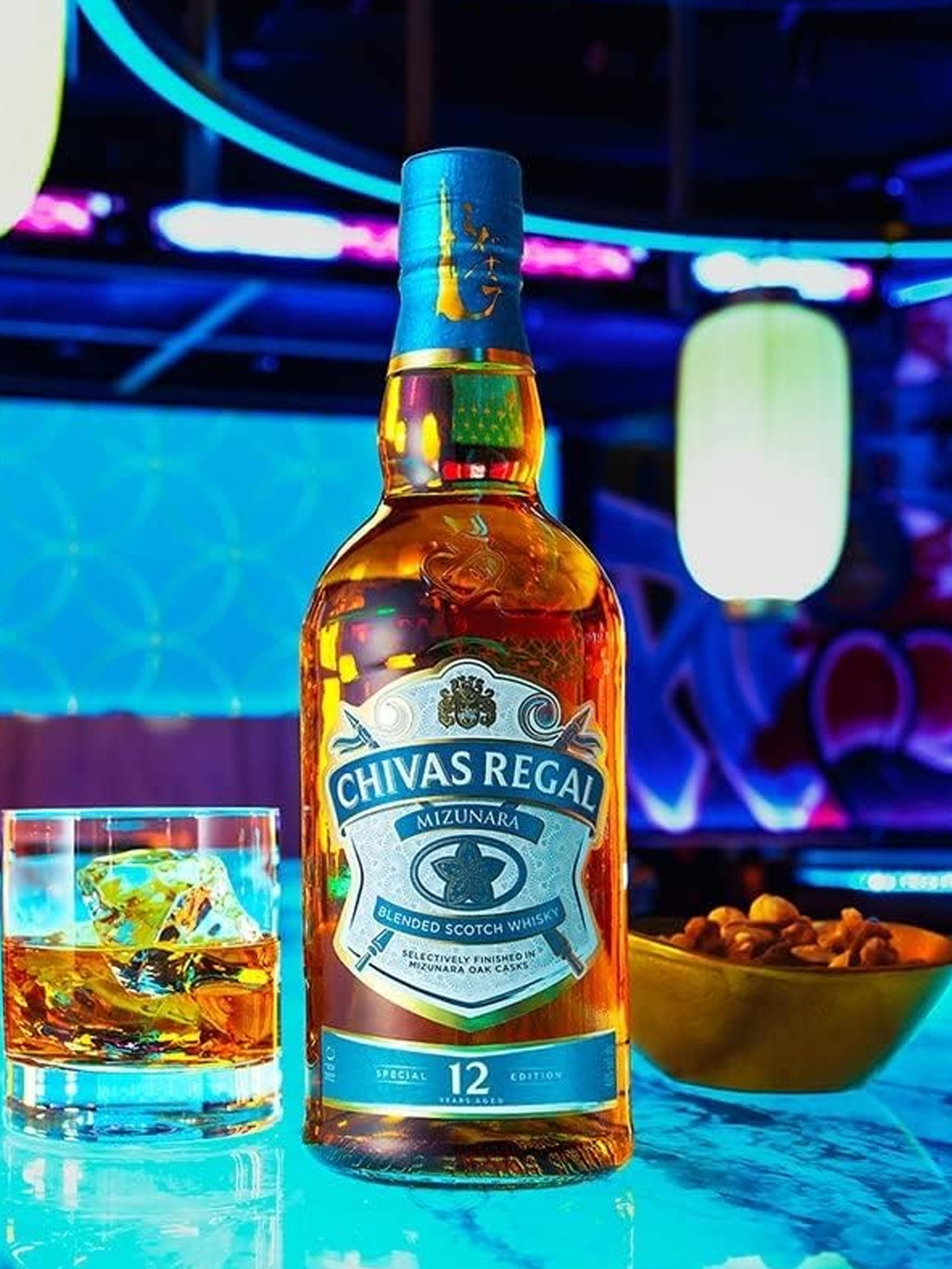 rượu chivas 12 năm mizunara xanh nhật (quà tết 2025)