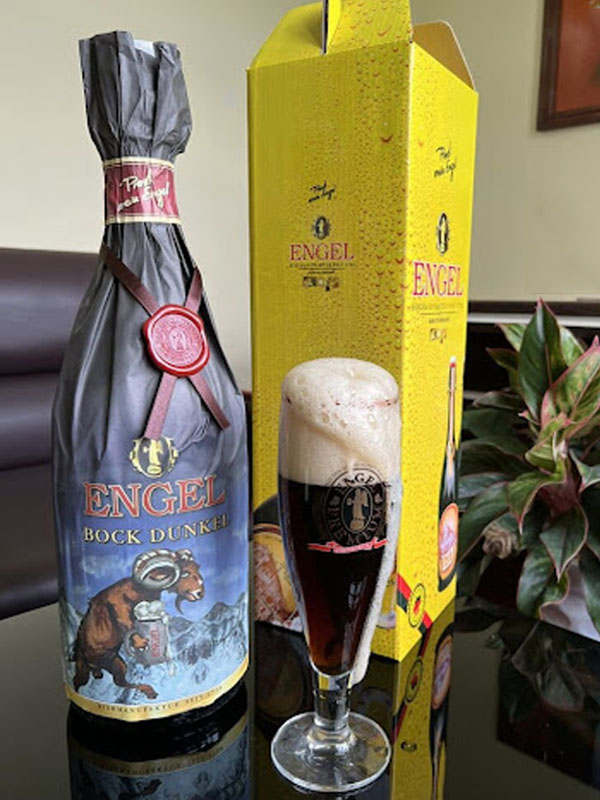 Bia đức engel bock dunkel