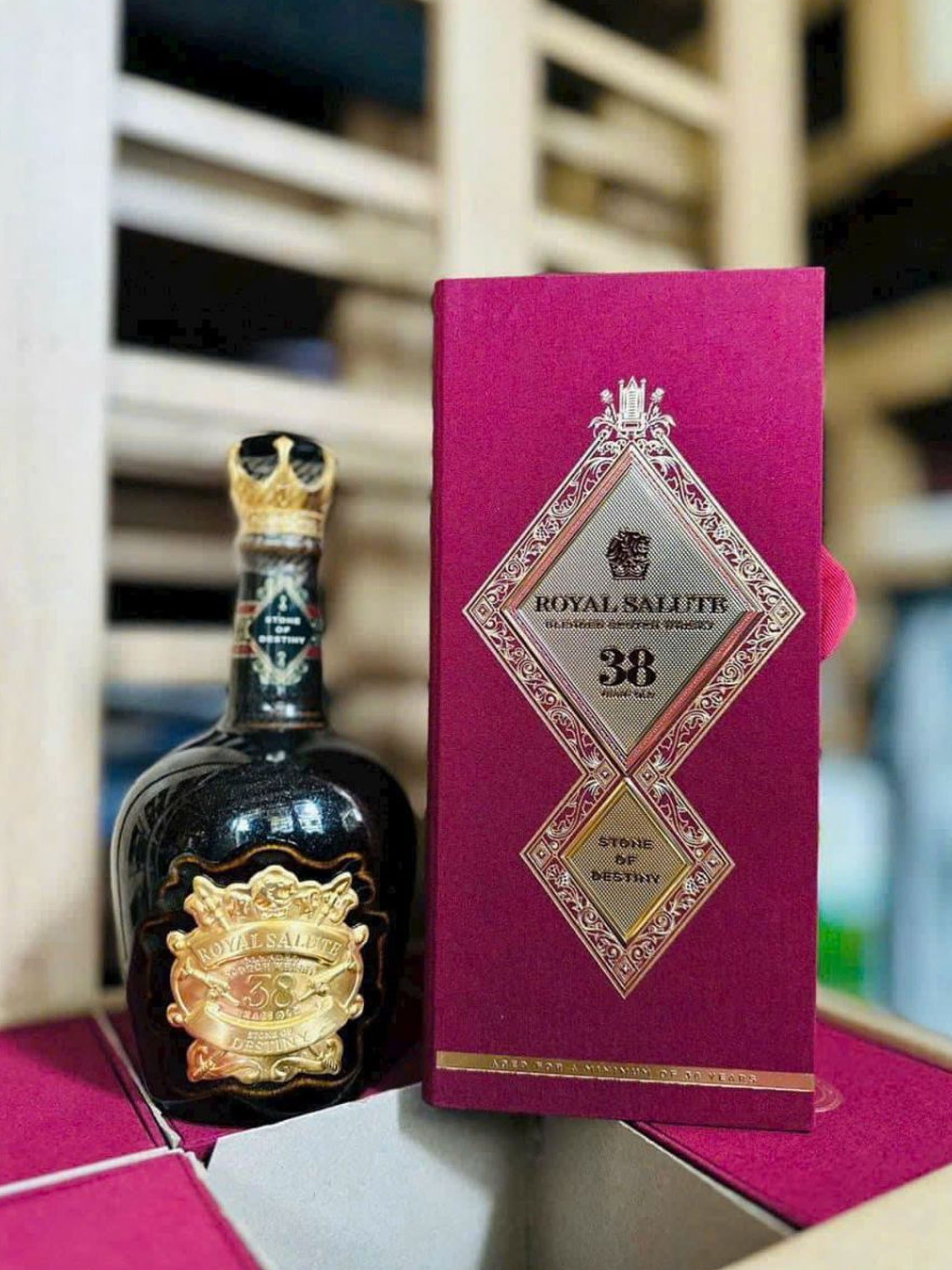 rượu chivas regal 38 year old