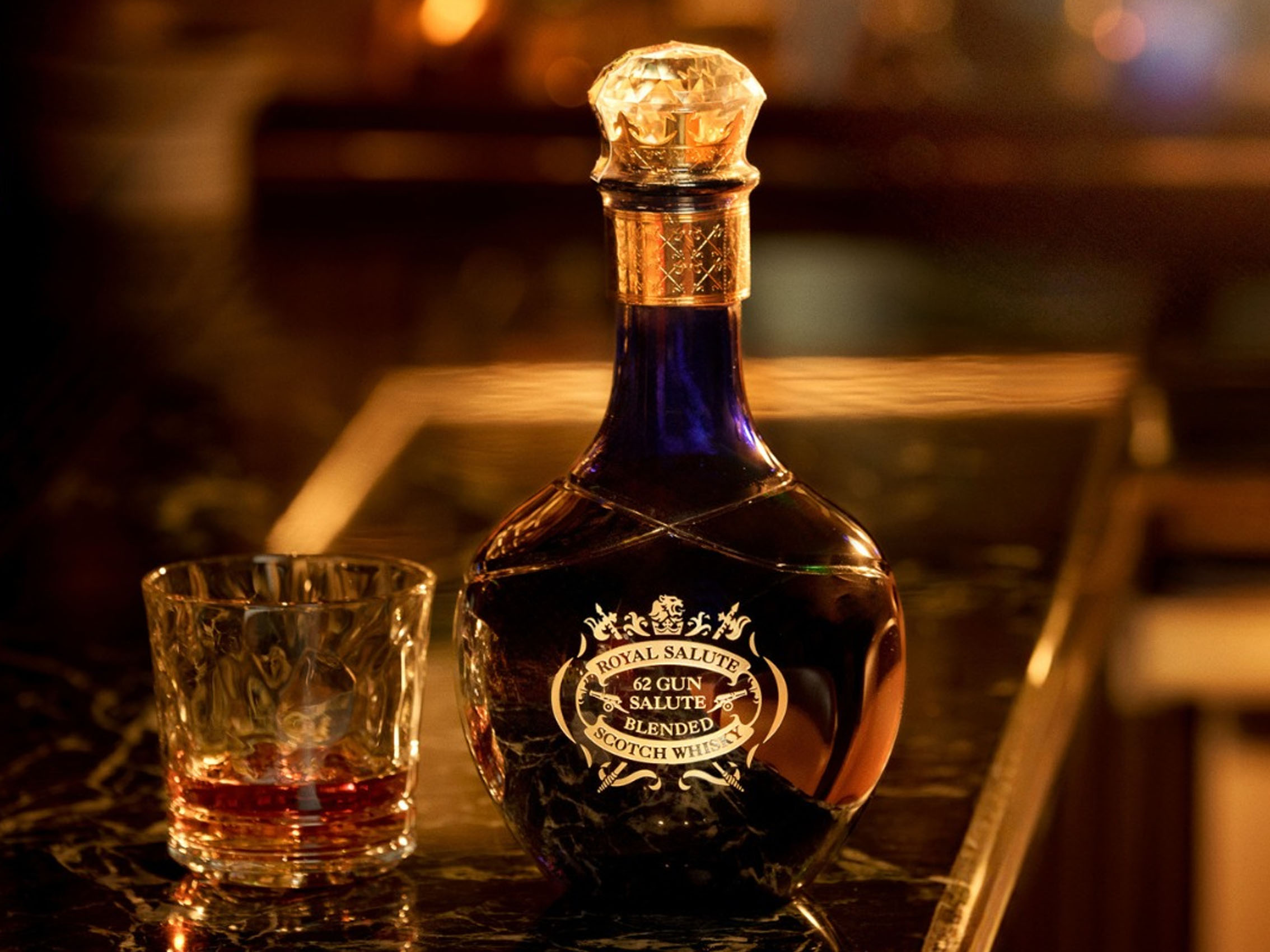 rượu chivas regal 62 gun salute