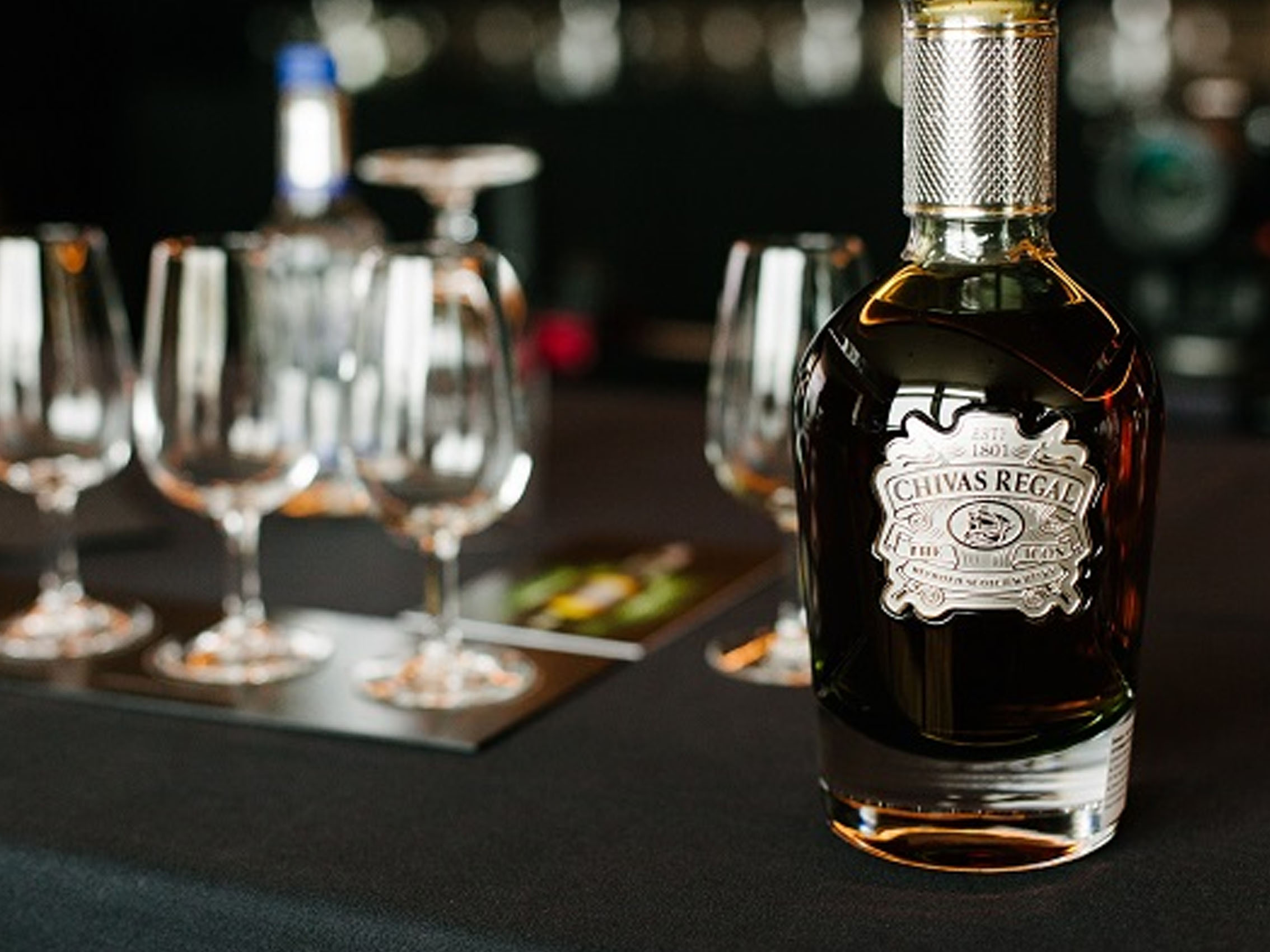 rượu chivas regal the icon