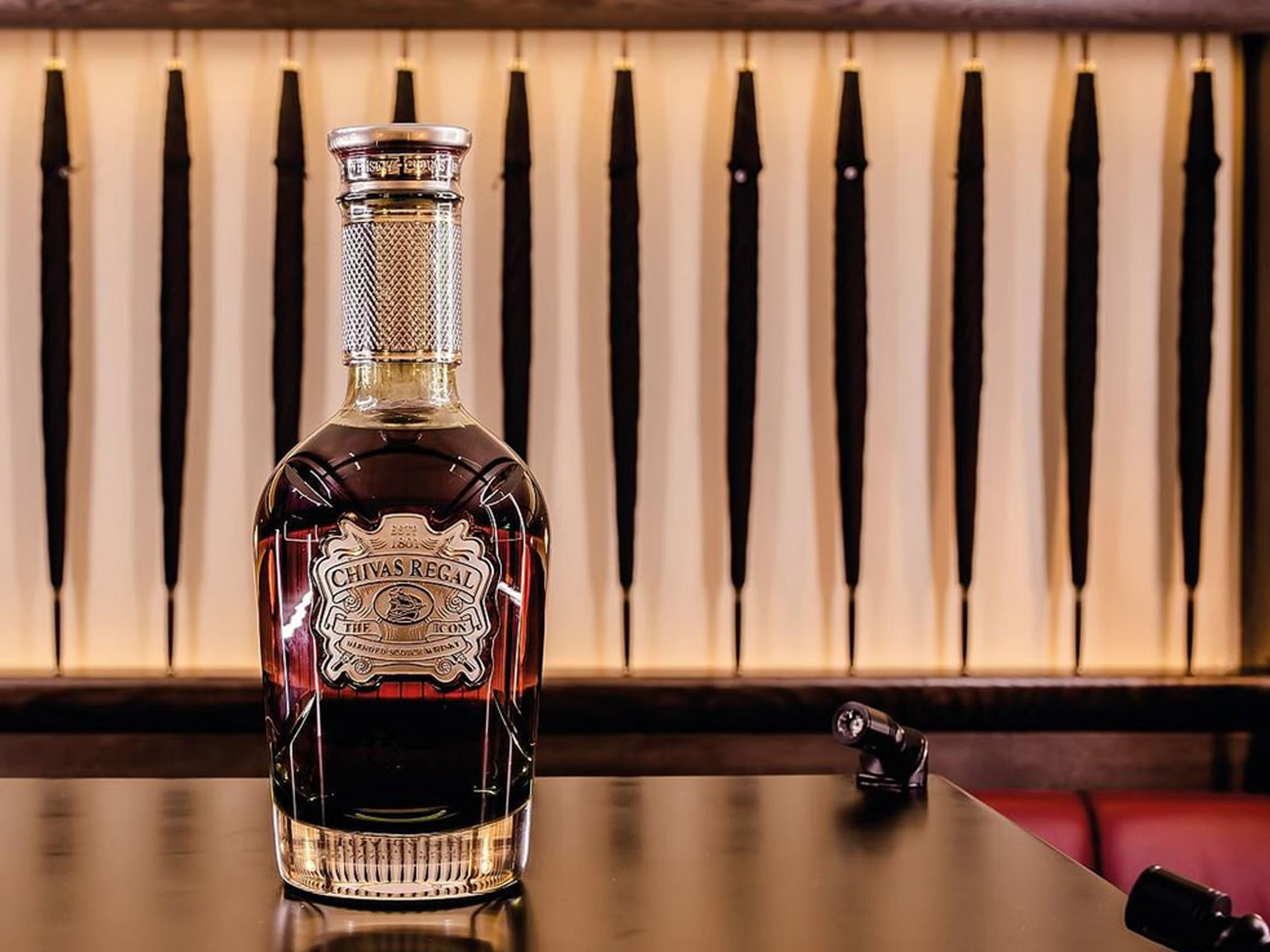 rượu chivas regal the icon