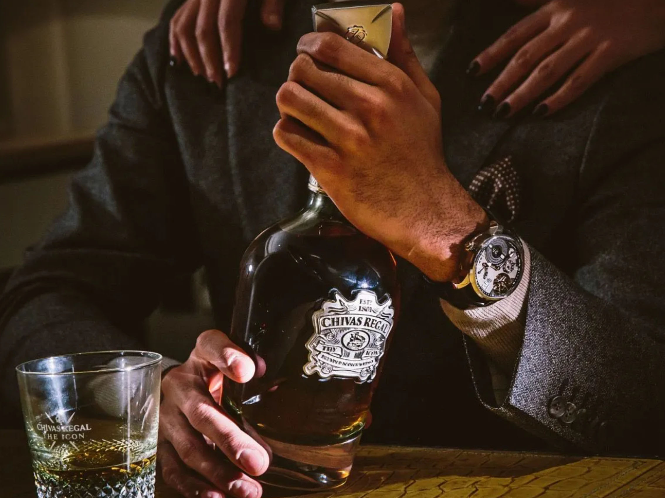 rượu chivas regal the icon