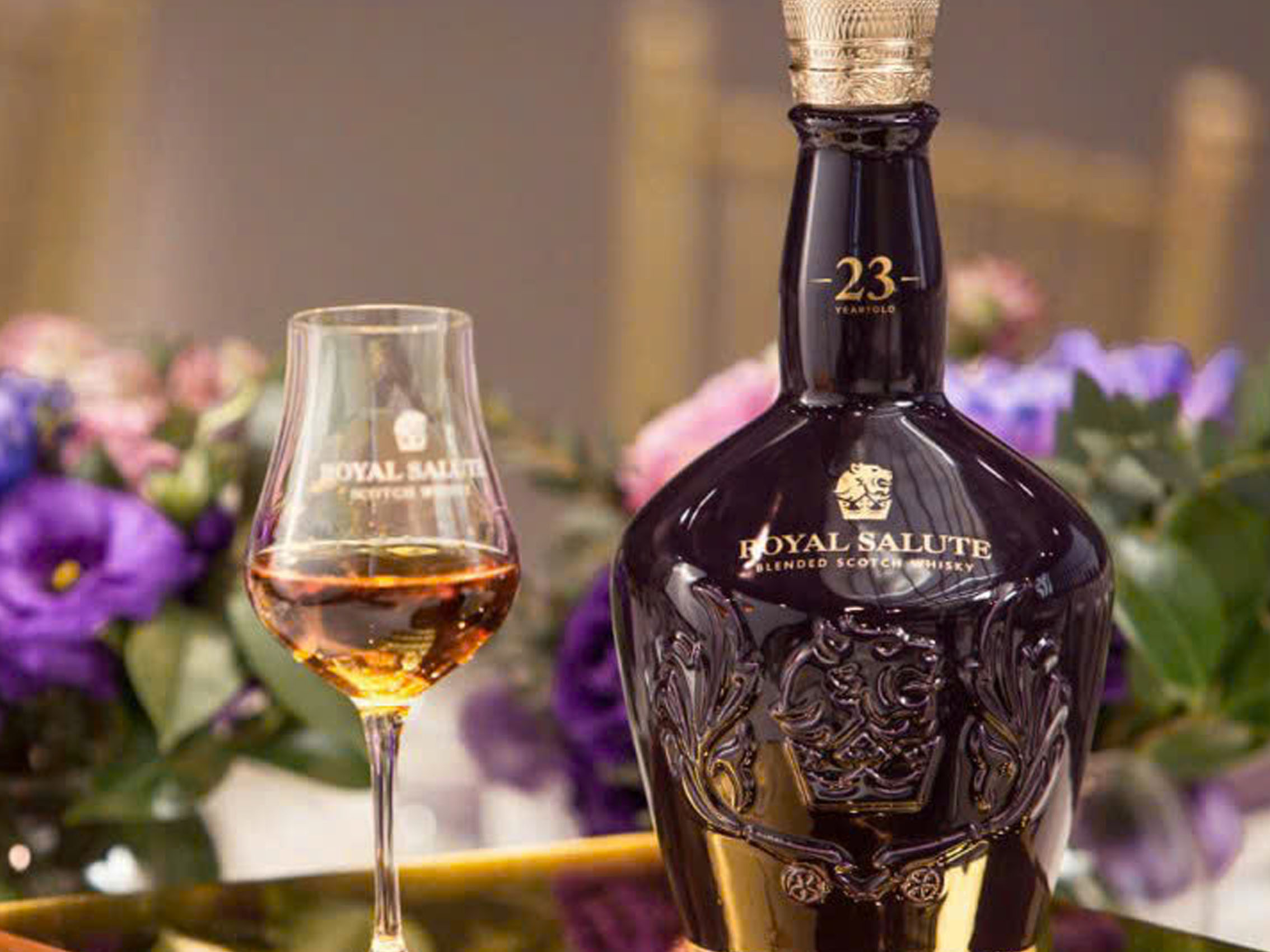 rượu chivas royal salute 23 year old