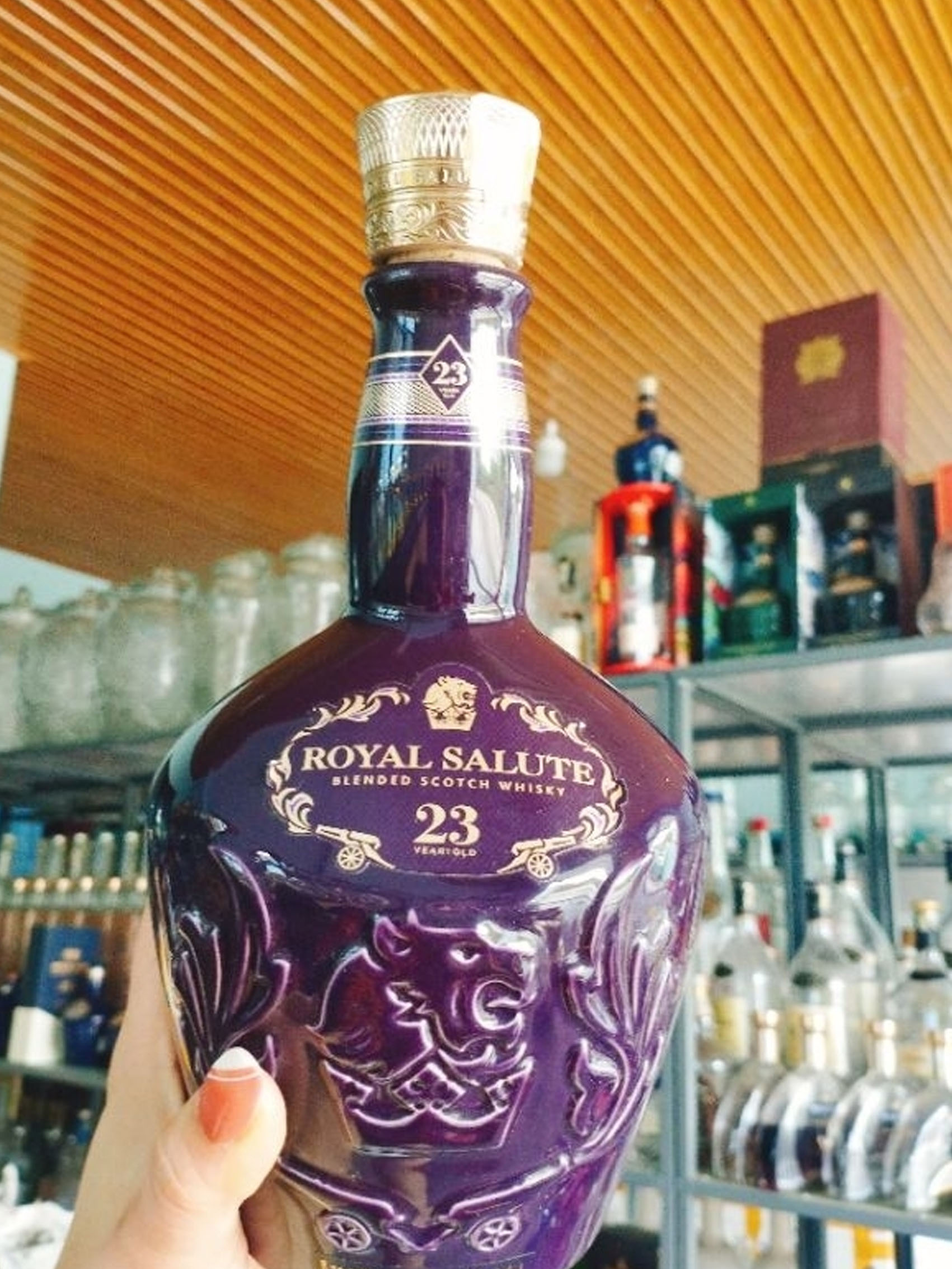 rượu chivas royal salute 23 year old