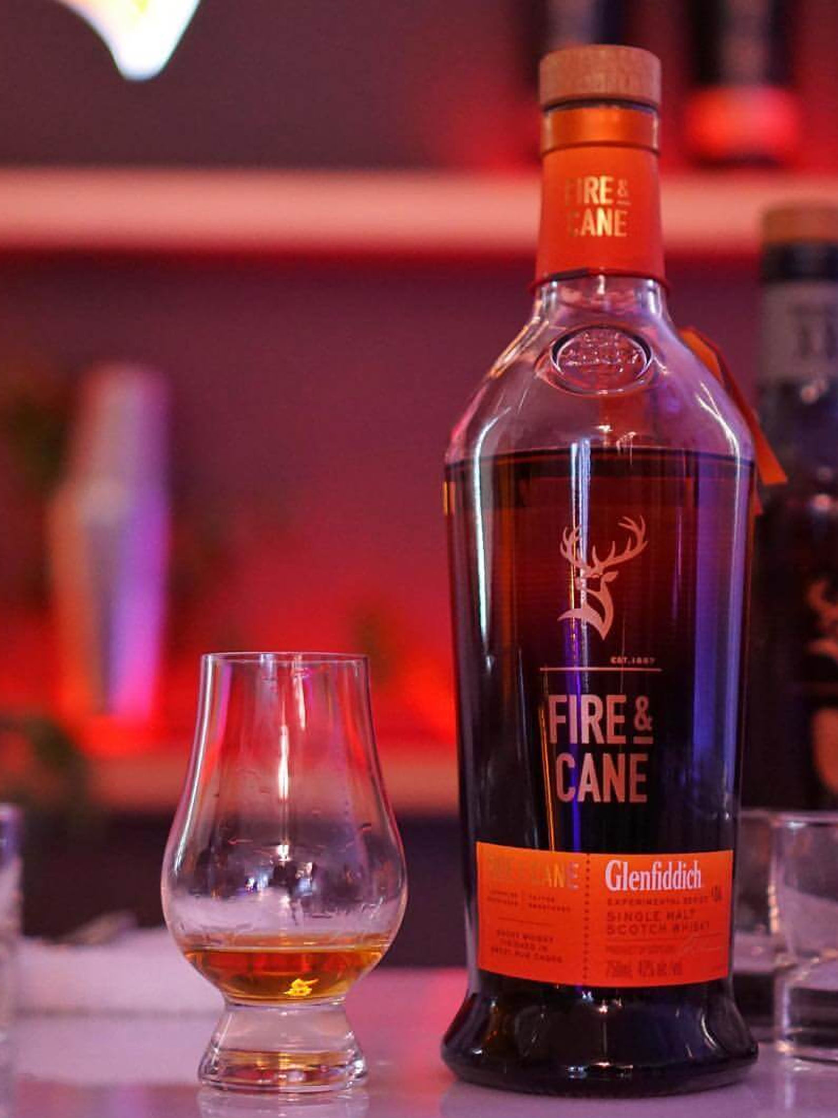 rượu glenfiddich fire & cane