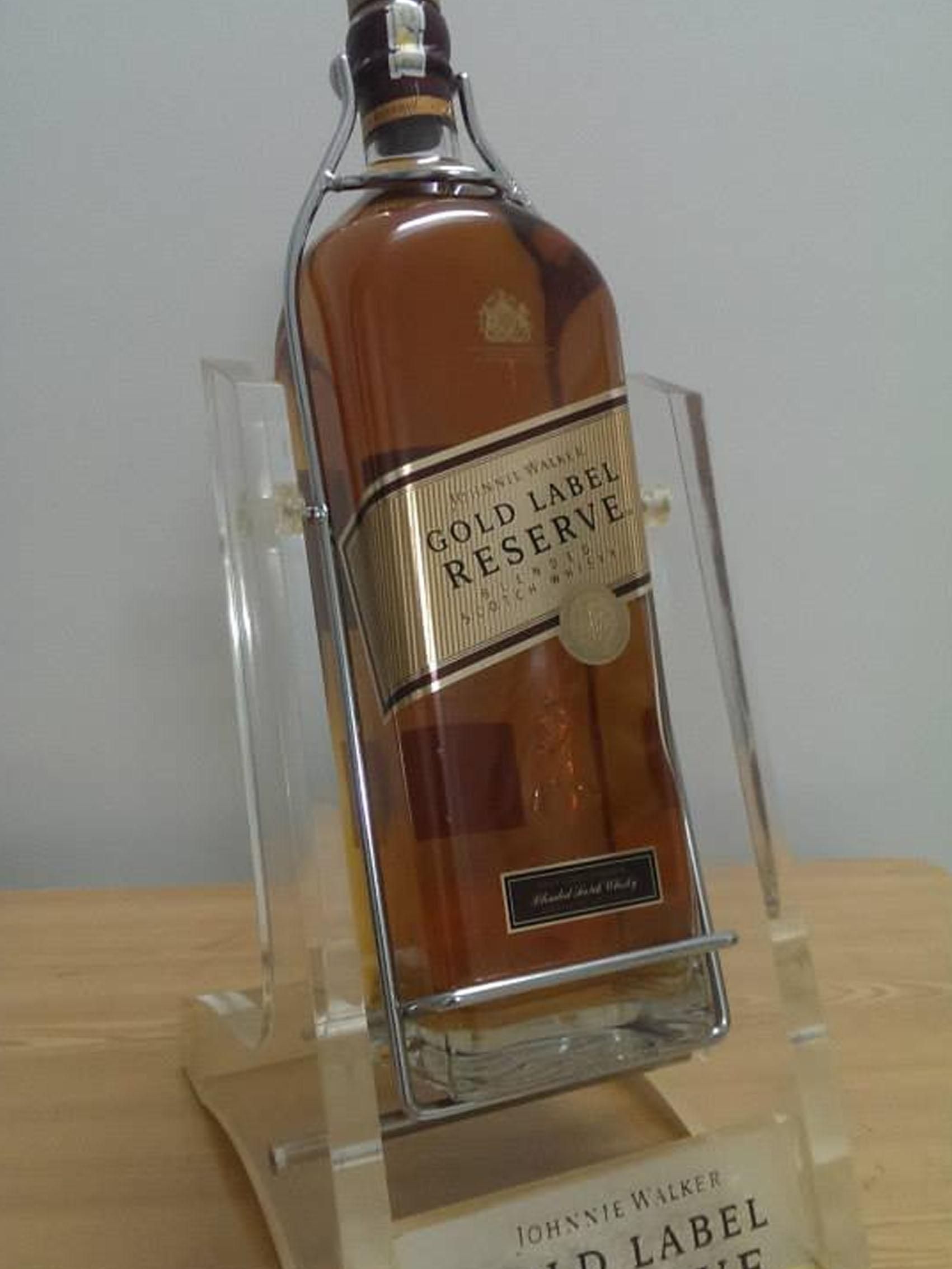 rượu john walker gold 1750ml