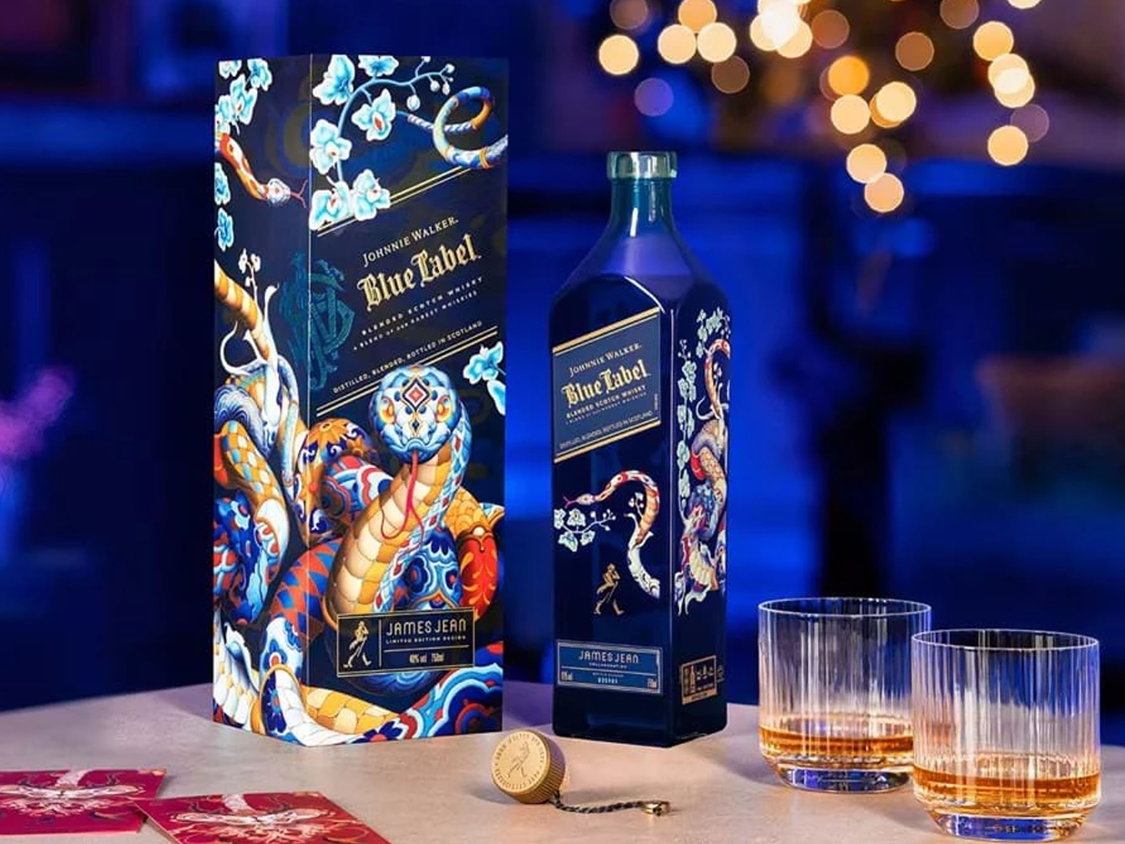 rượu johnnie walker blue năm rắn - year of snake 2025