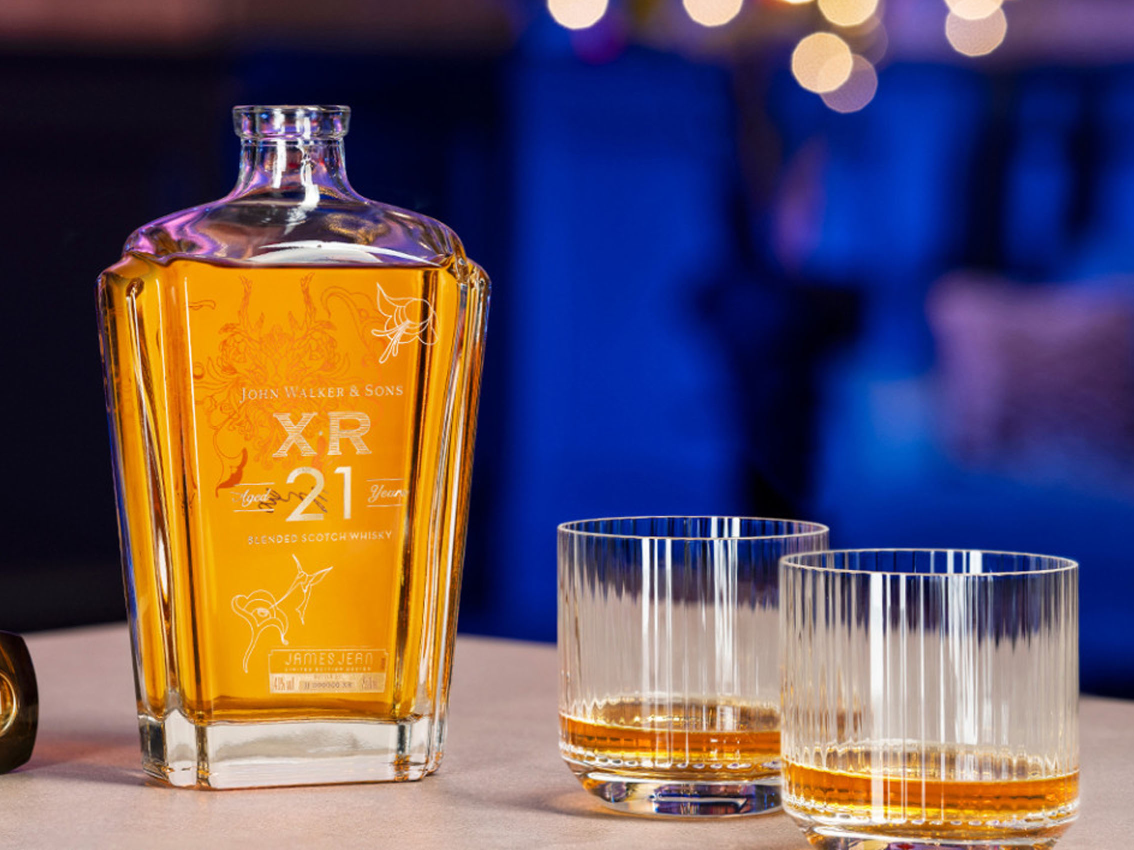 rượu johnnie walker & sons xr 21 - năm rồng