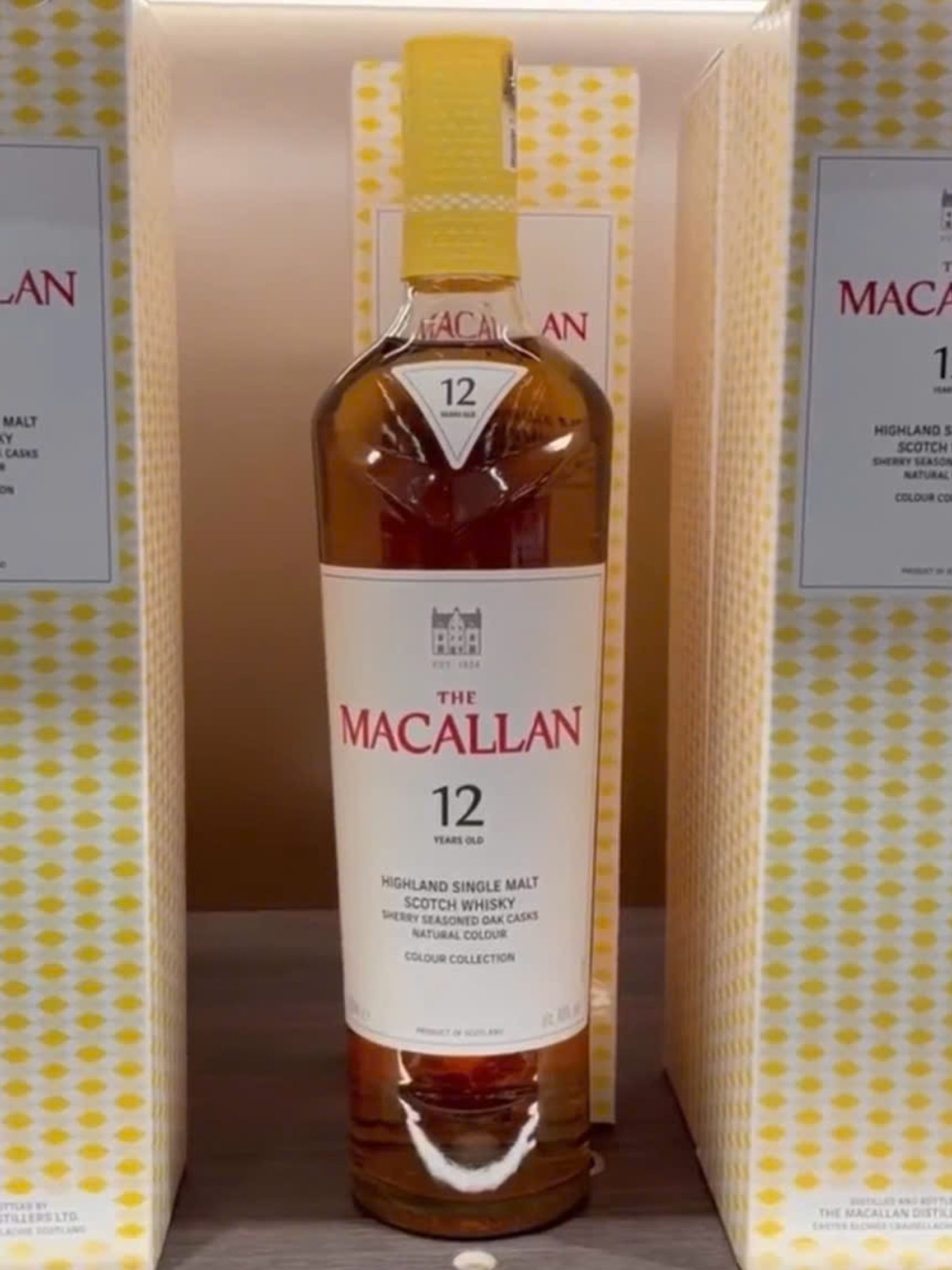 rượu macallan 12 năm colour collection