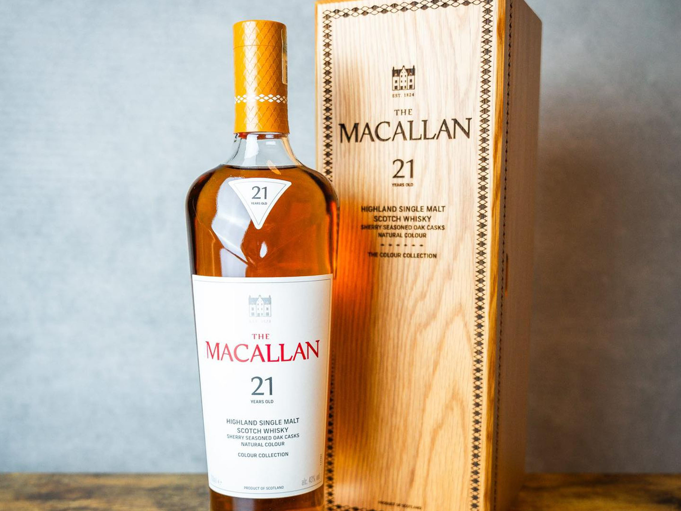 rượu macallan 21 năm colour collection