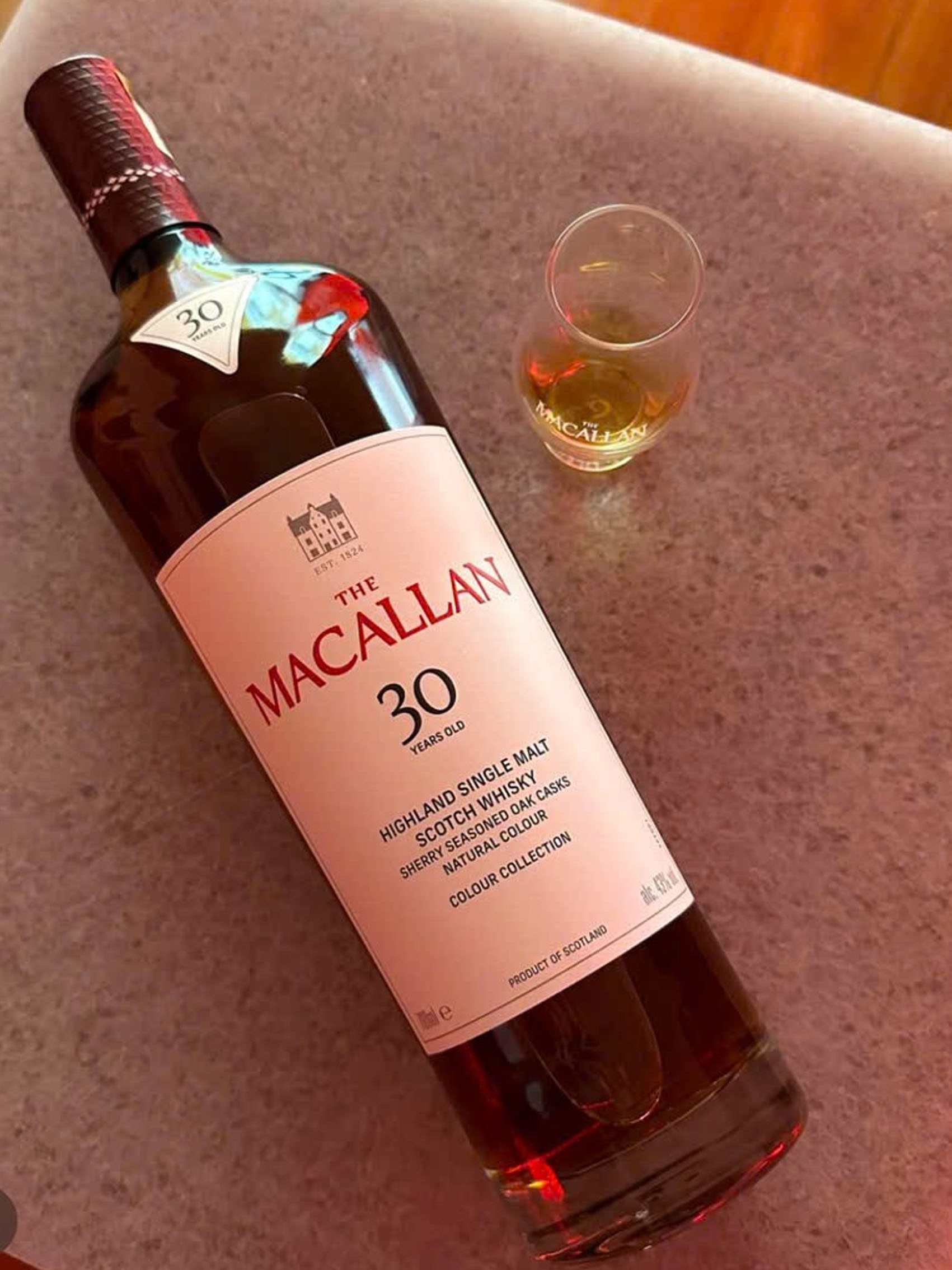 rượu macallan 30 năm colour collection