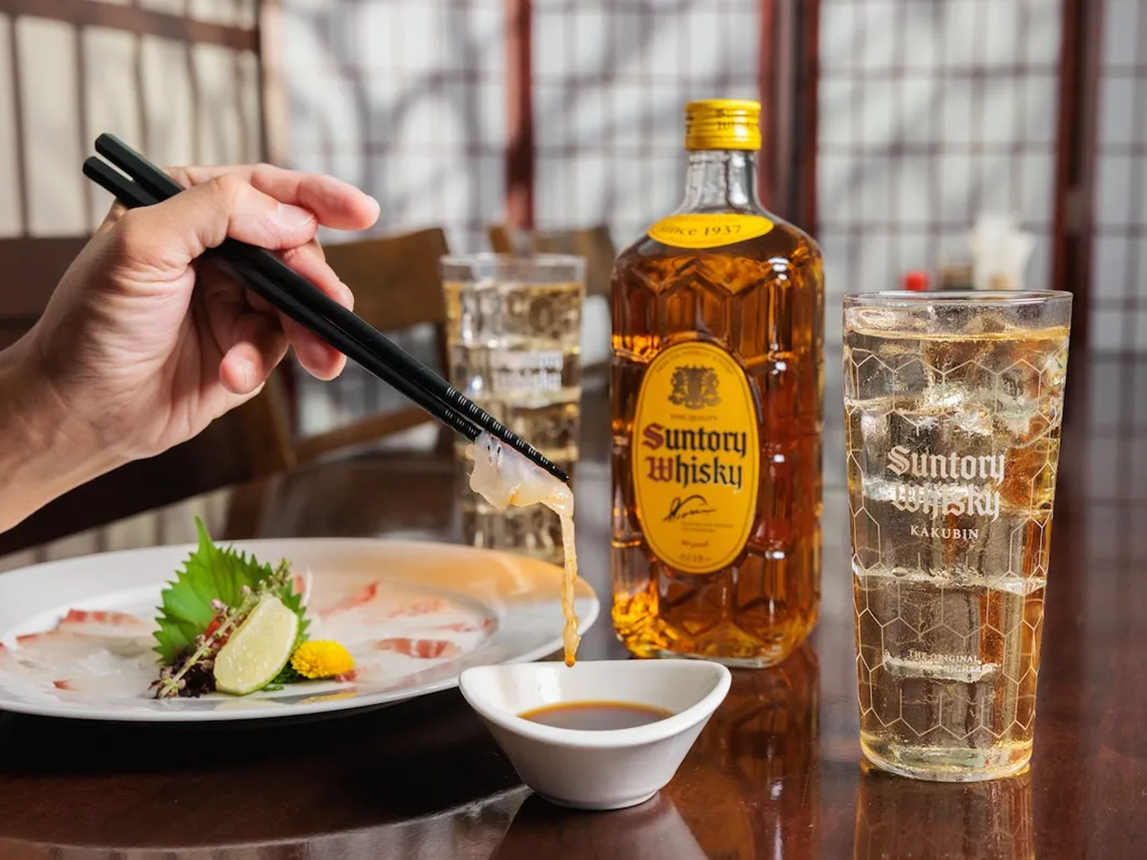 rượu suntory kakubin (hộp quà tết 2025)