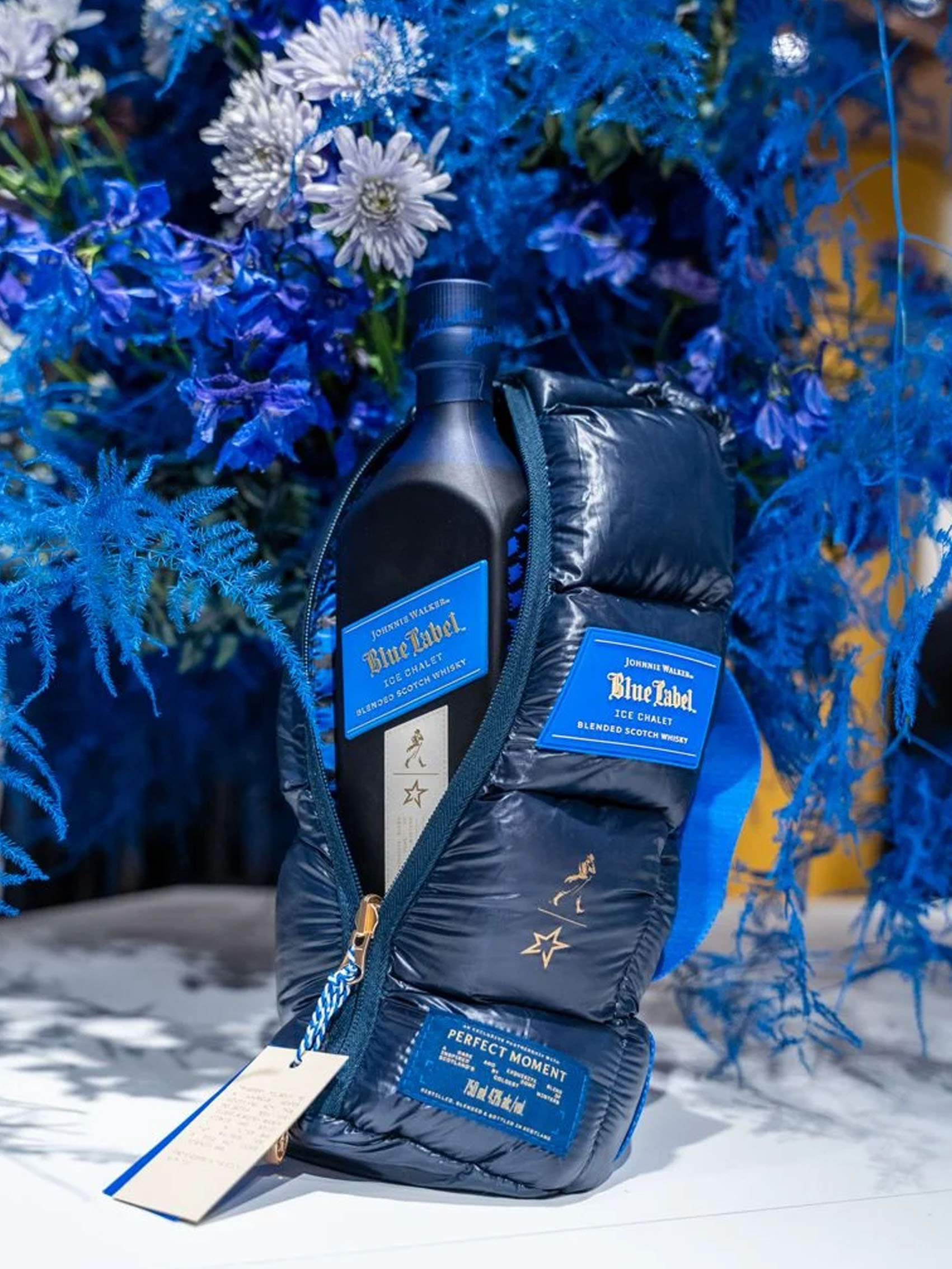 rượu johnnie walker blue label ice chalet