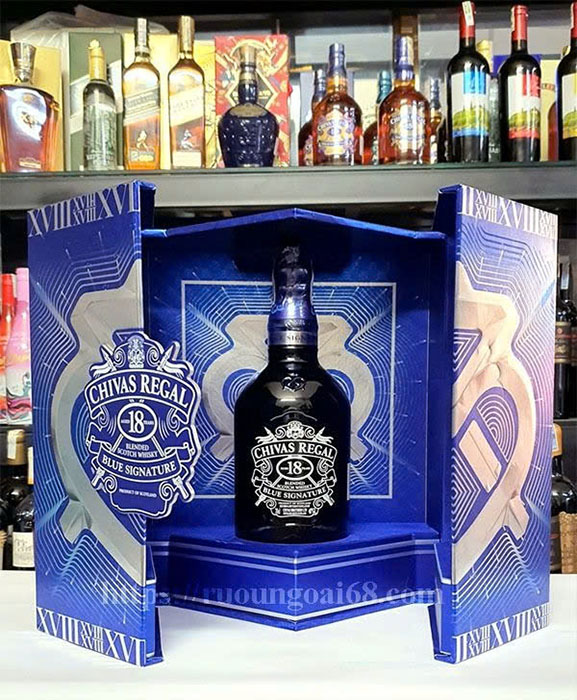 Giá rượu Chivas 18 hộp xanh