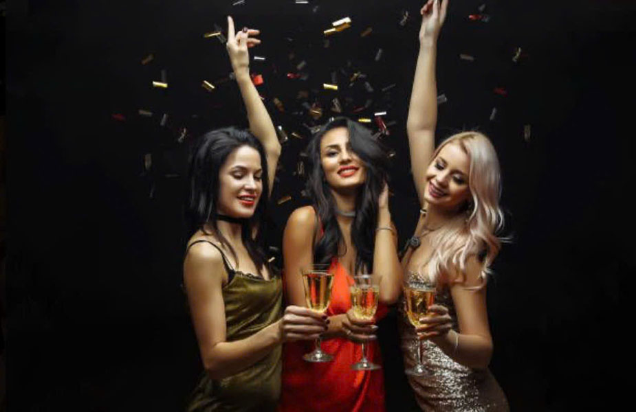 Bí quyết chọn rượu vang moscato hoàn hảo cho phụ nữ Bí quyết chọn rượu vang moscato hoàn hảo cho phụ nữ