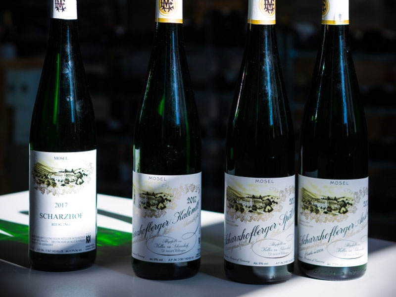 rượu vang egon müller scharzhofberger riesling trockenbeerenauslese