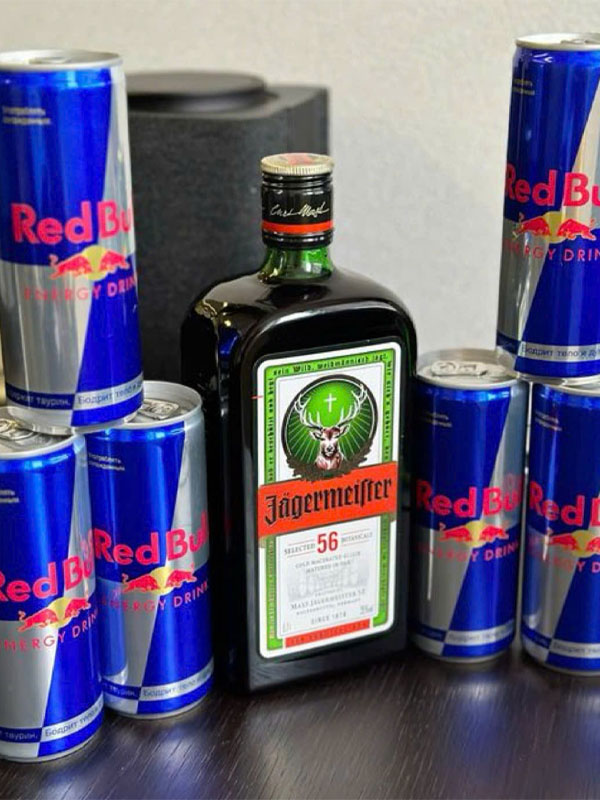 cách pha jagermeister với redbull