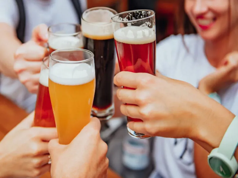 combo 14 chai bia bỉ kết hợp rượu hoa quả combo 14 chai bia bỉ kết hợp rượu hoa quả