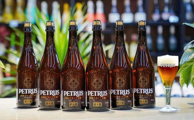 Combo 6 chai bia bỉ petrus infinitum 750ml Combo 6 chai bia bỉ petrus infinitum 750ml
