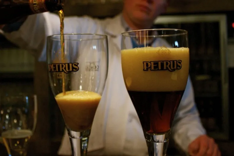 combo 6 chai bia bỉ petrus infinitum 750ml combo 6 chai bia bỉ petrus infinitum 750ml