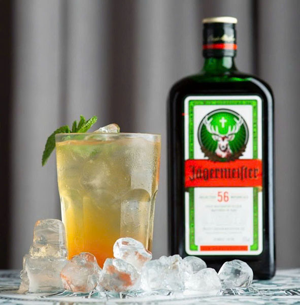 jägermeister là gì? giải mã từ a-z cho người mới bắt đầu jägermeister là gì? giải mã từ a-z cho người mới bắt đầu