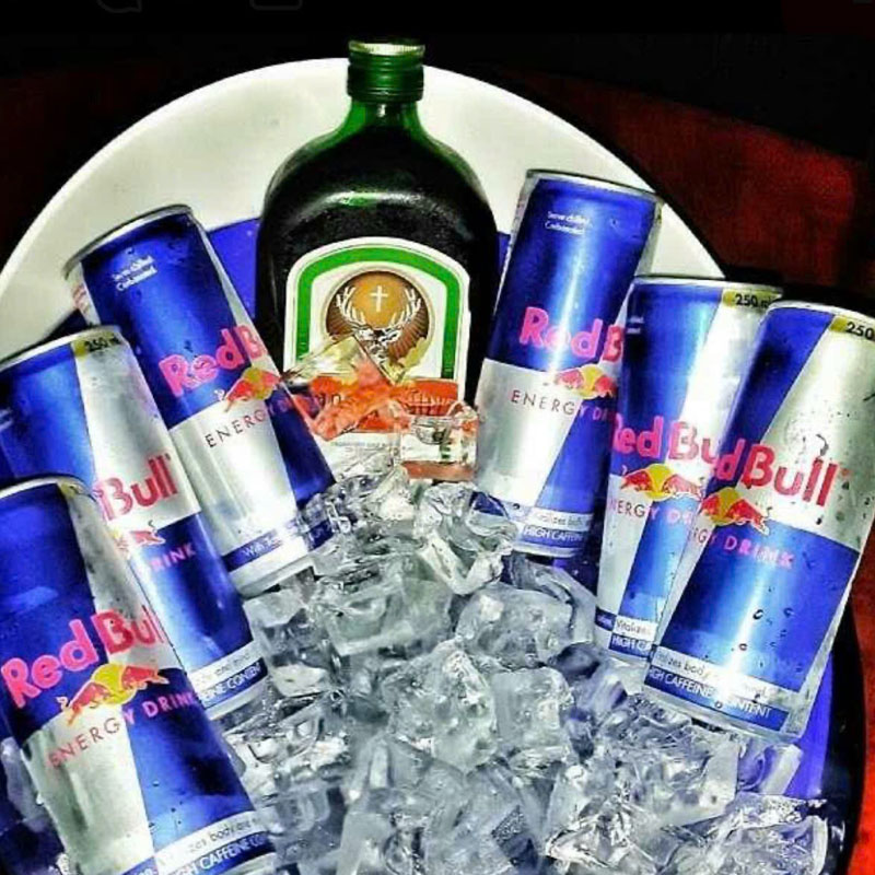 jagermeister pha với nước ngọt