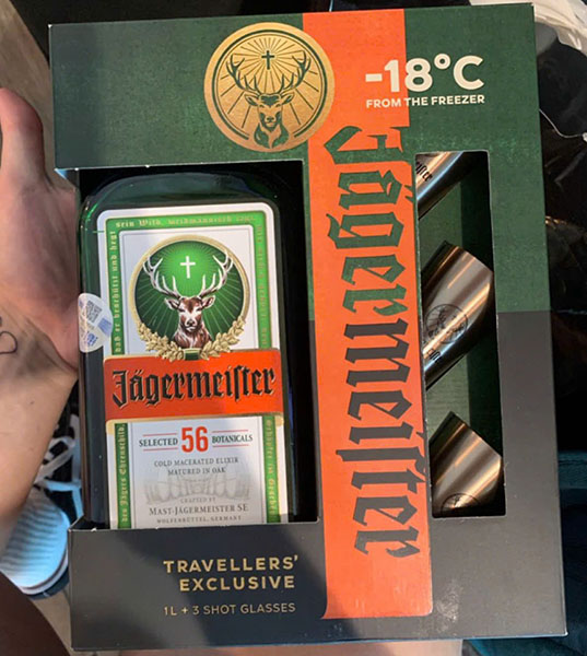 rượu jägermeister: tất tần tật về loại rượu thảo mộc đức nổi tiếng