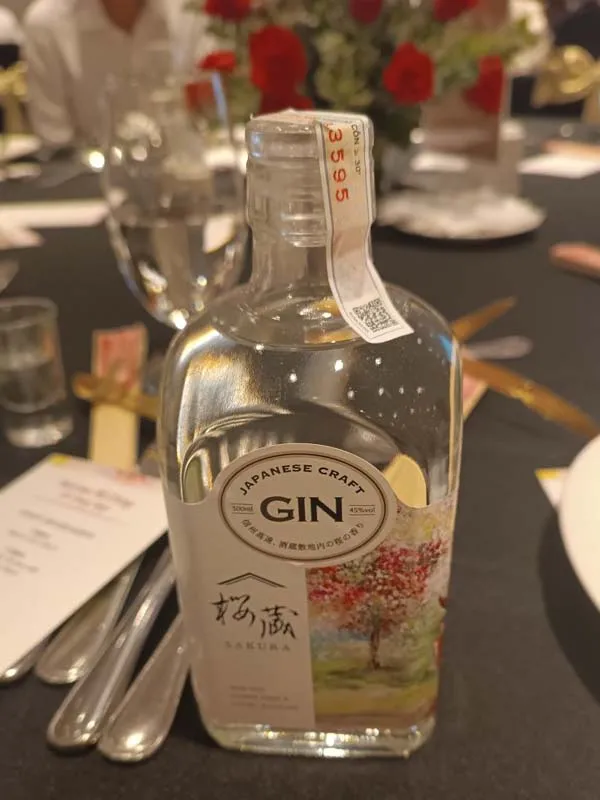 sakura japanese craft gin