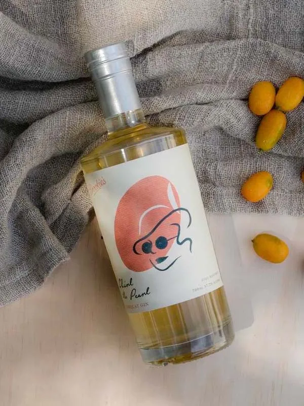 gin brookie's shirl the pearl gin brookie's shirl the pearl