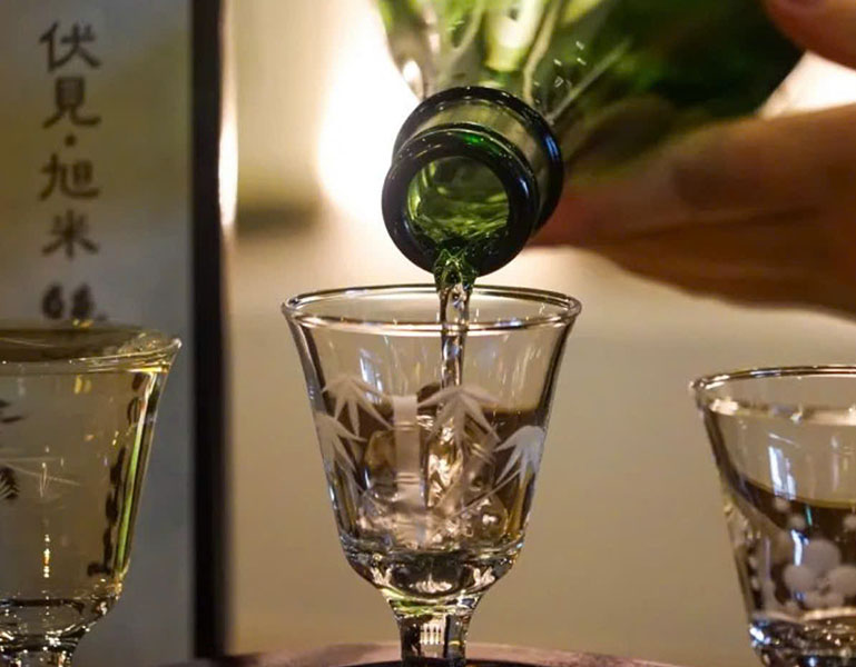 nên chọn sake densho yamahai junmai hay sake etsuno hajime?