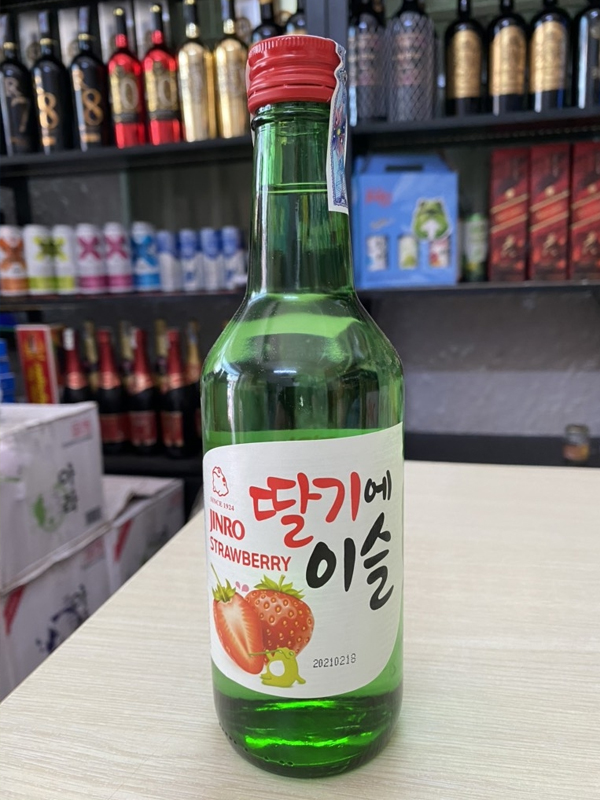 rượu soju jinro strawberry rượu soju jinro strawberry