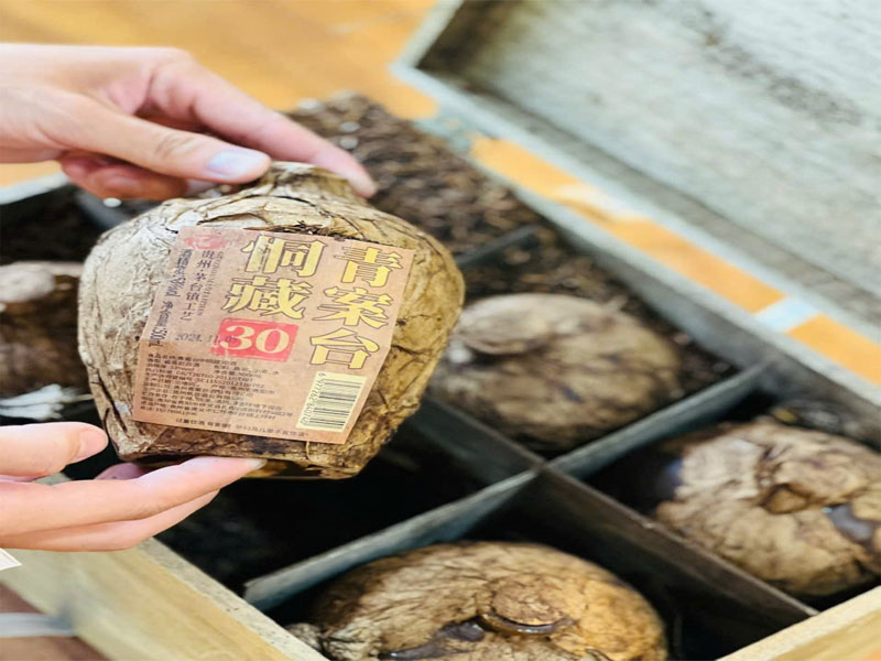 Cách nhận biết rượu mao đài ủ trấu 30 năm thật giả chi tiết