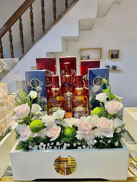 cách nhận biết rượu chivas thật giả khi mua quà tết?