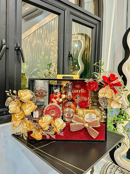 cách nhận biết rượu chivas thật giả khi mua quà tết?