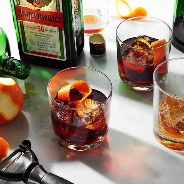 cách uống jagermeister ngon đúng điệu từ a-z cách uống jagermeister ngon đúng điệu từ a-z