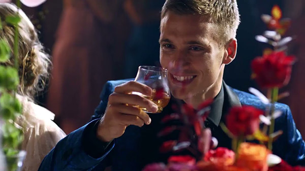 chivas 21 năm hộp quà tết 2026: biểu tượng đẳng cấp