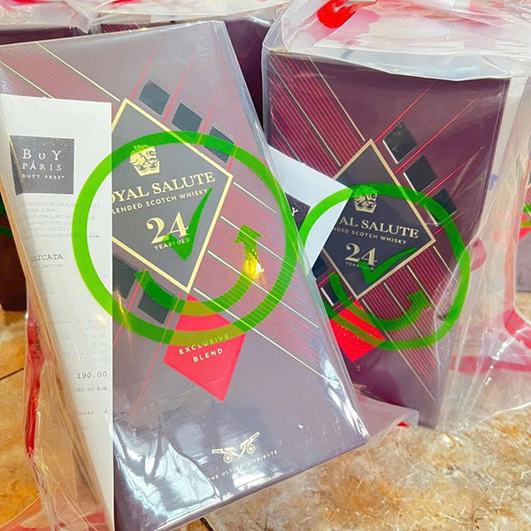 chivas 24 hộp quà tết 2026: lựa chọn quà biếu đẳng cấp chivas 24 hộp quà tết 2026: lựa chọn quà biếu đẳng cấp