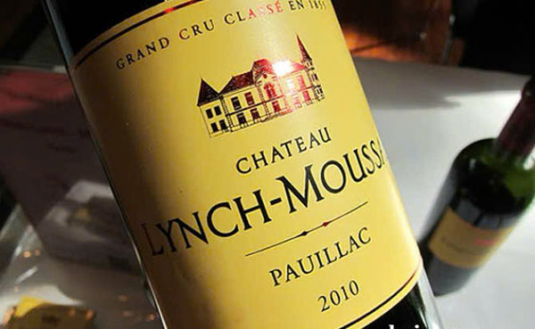 đặc trưng nổi bật của rượu vang lynch moussas 2010?