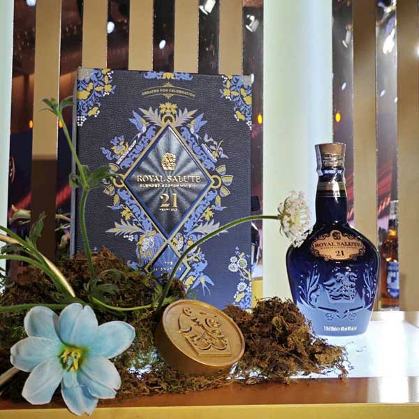 giá chivas 21 hộp quà tết 2026 cập nhật mới nhất