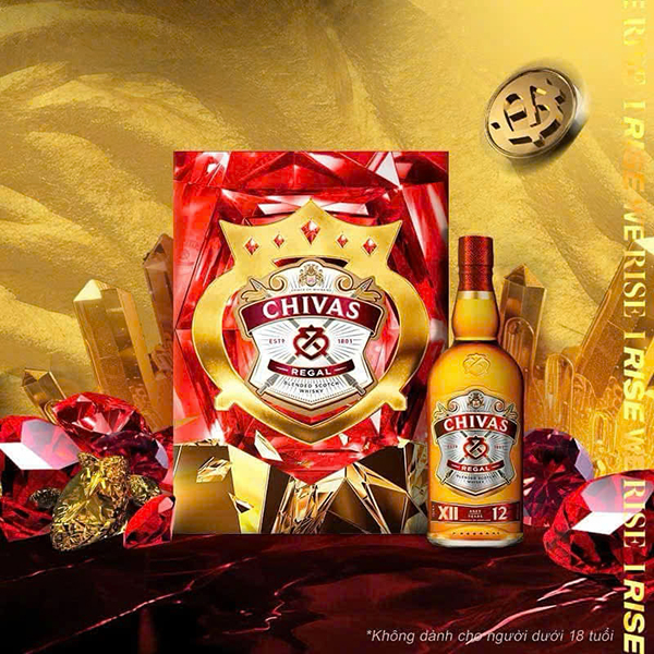 giá hộp quà tết rượu chivas là bao nhiêu?
