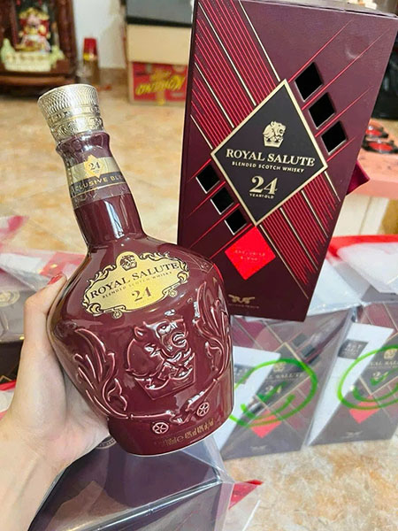 review chivas 24 hộp quà tết 2026: có nên mua review chivas 24 hộp quà tết 2026: có nên mua