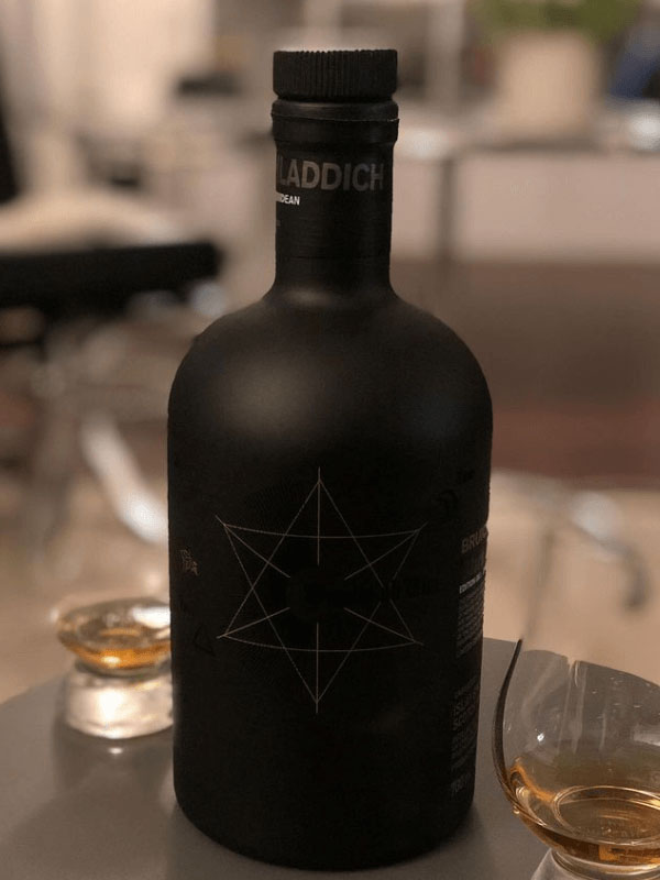 rượu bruichladdich black art 11.1 rượu bruichladdich black art 11.1