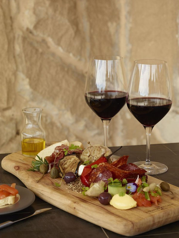 rượu domaine faiveley "clos de l'ecu" beaune premier cru monopole 2022 rượu domaine faiveley "clos de l'ecu" beaune premier cru monopole 2022