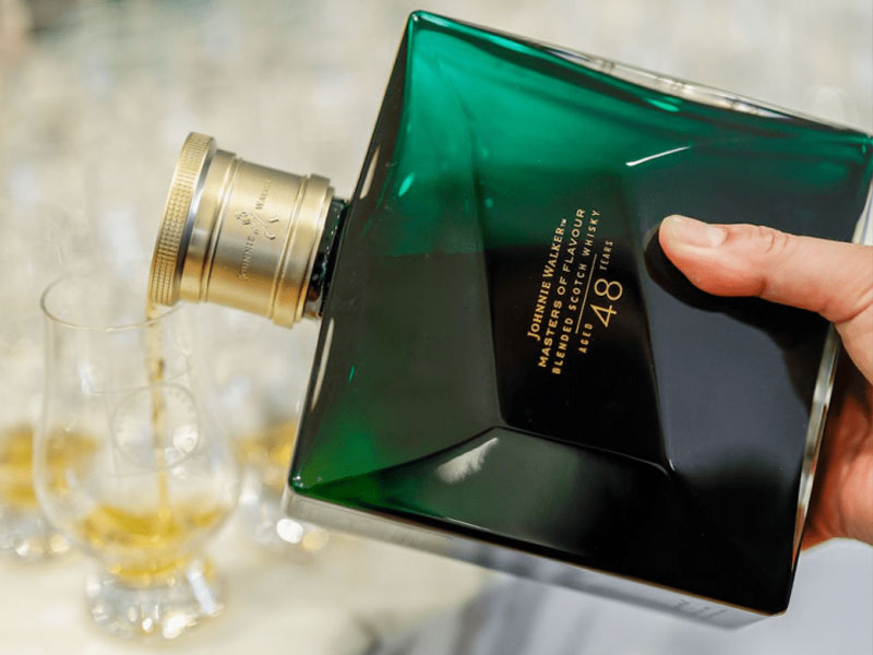 rượu johnnie walker 48 year old hộp quà tết 2026