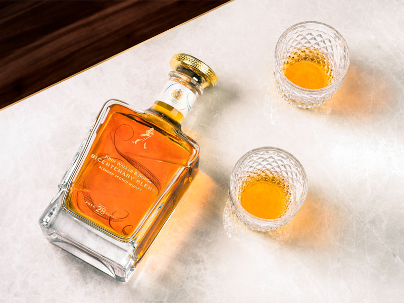 rượu johnnie walker bicentenary blend 28 hộp quà tết 2026