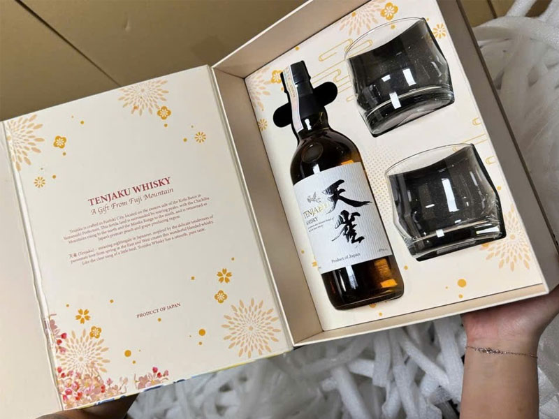 rượu tenjaku whisky blended hộp quà tết 2026